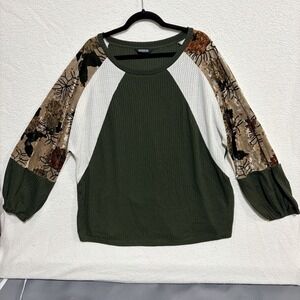 Bloom chic top 18-20 Green Velvet Sleeves Boho